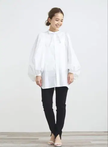 컨디션 최상 yori 리본 퍼프 슬리브 블라우스 요리