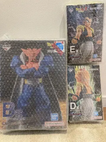 미개봉 드래곤볼 제일복권 피규어 3개 세트 데브라, 오천크스