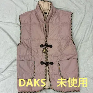 미사용 새상품 DAKS 깃털입 판초 핑크