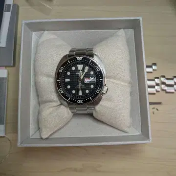 SEIKO SRPE03 자동 와인딩 손목시계