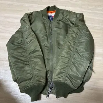 Alpha Industries MA-1 플라이트 자켓 XL