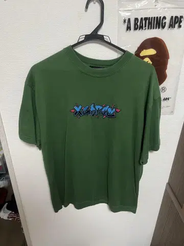 XLARGE 그린 T셔츠 L사이즈 가격 인하 가능합니다