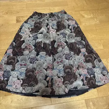 곰 패턴 롱 스커트