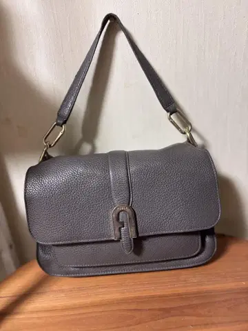 FURLA 훌라 소피아 2WAY 숄더백 아치 로고