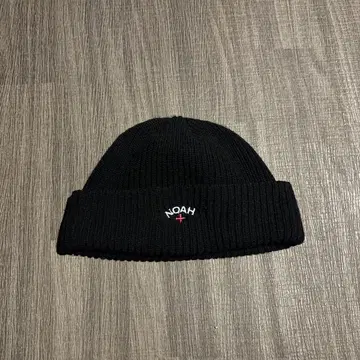 NOAH 블랙 코어 로고 비니 정품