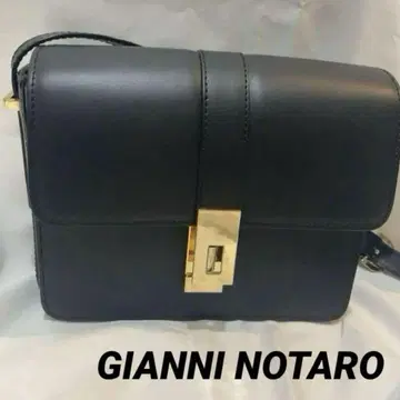 숄더 23구 x GIANNI NOTARO 스퀘어 가죽 정가 38500