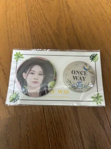 TWICE 쯔위 캔뱃지