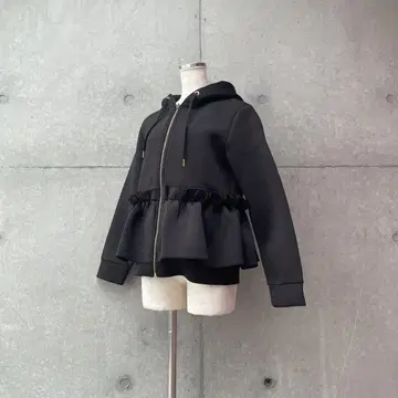 택 포함 새상품 본딩 페플럼 프릴 후드티 블루종 블랙 M
