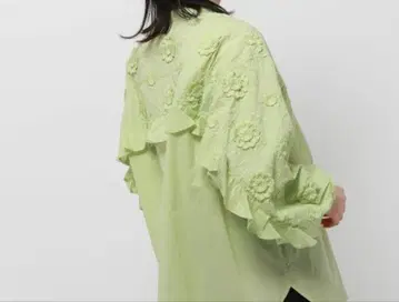 니코앤드 이번 시즌 블라우스