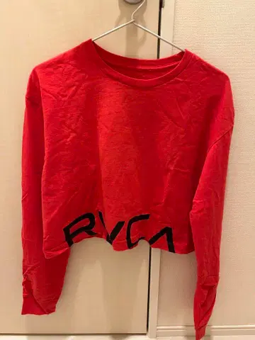 RVCA 레드 크롭 롱 T셔츠 S 사이즈 새상품급