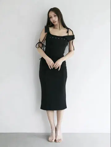 andmary Emily 오프 숄더 드레스