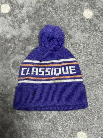 빈티지/레트로 CLASSIQUE 로고 폼폼 포함 니트캡 보라색