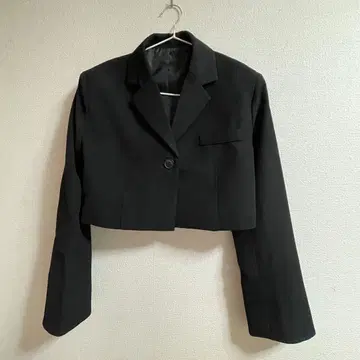 플레어 커프스 크롭 자켓 숏 자켓 블랙 러브유