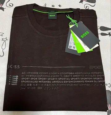 HUGO BOSS 미사용 새상품 남성용 t셔츠 M