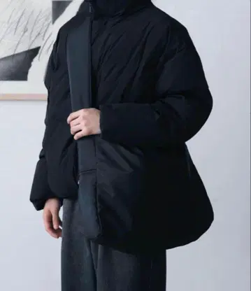SINSS 블랙 숄더백