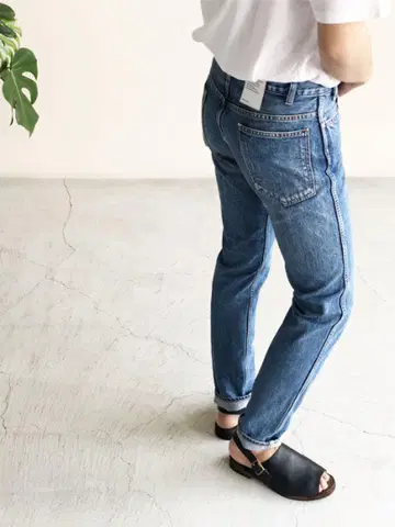 CIOTA 시오타 인디고 수빈 코튼 13.5oz 슬림 데님