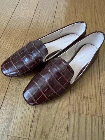 ZARA BASIC COLLECTION 브라운 플랫슈즈