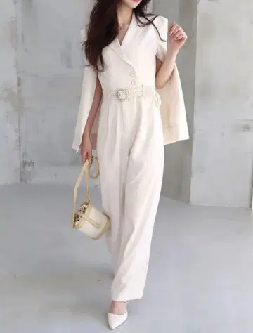 ROYAL PARTY 벨트 포함 케이프풍 올인원