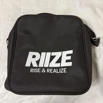 riize 숄더백