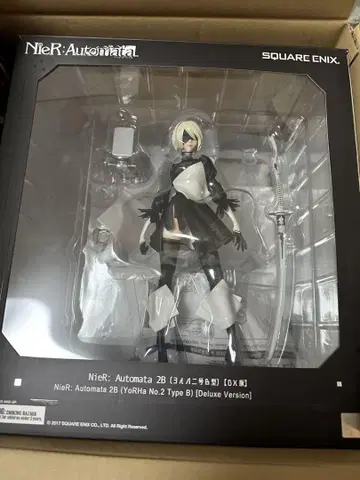 NieR: Automata 2B Deluxe Version 피규어