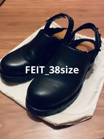 FELT 블랙 사보 샌들 통굽 Vibram 38