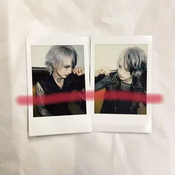 JILUKA 폴라로이드 Zyean 과거 의상