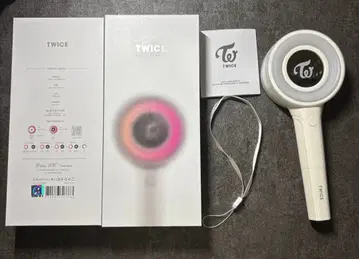 TWICE 응원봉 스트랩 포함