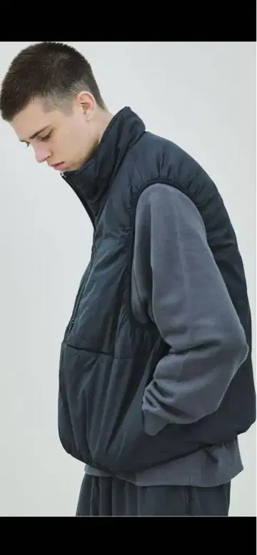 STANDARD JOURNAL 미나미 타카유키 디자인 P/O VEST