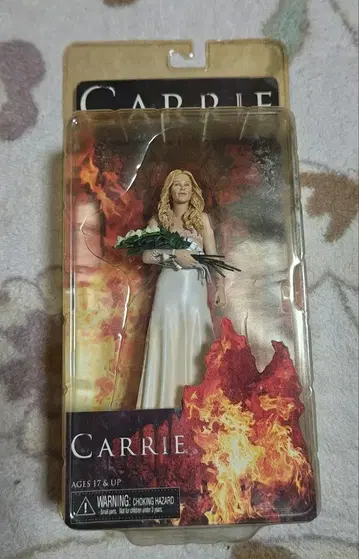 NECA 칼리 피규어