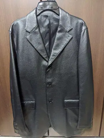 가죽 테일러드 자켓 새상품급