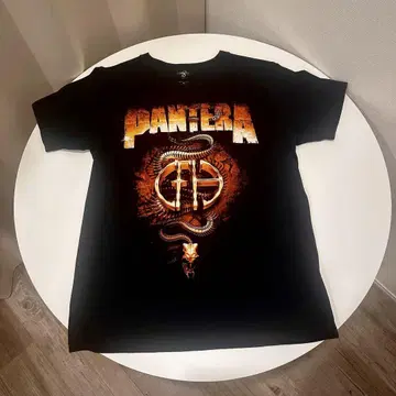 새상품급 판테라 2023 라우드파크 PANTERA TOUR 티셔츠 M