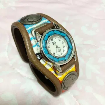 미사용 KC's 사라페 패턴 콘초 손목시계 팔찌