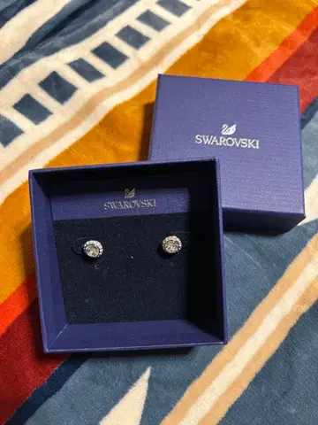 Swarovski 크리스탈 귀걸이