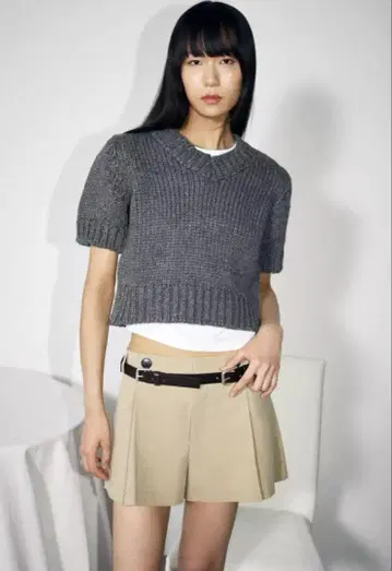 택 포함 새상품 ZARA 버튼 플리츠 숏팬츠 XS
