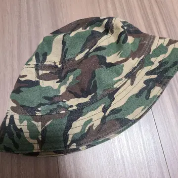 카모 패턴 x 버킷햇