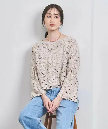United Arrows 크로셰풍 자수 니트 풀오버