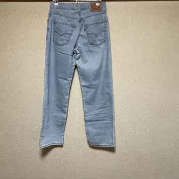 LEVI'S 라이트 블루 스트레이트 데님