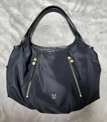 SAZABY 사자비 나일론 x 가죽 토트백 로고 금장 장식 블랙