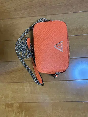 GUESS 오렌지 숄더백