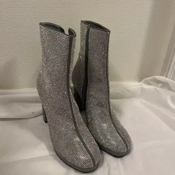 실버 스톤 장식 하이힐 부츠