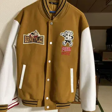 ZARA 대비 패치 봄버 자켓 M 사이즈