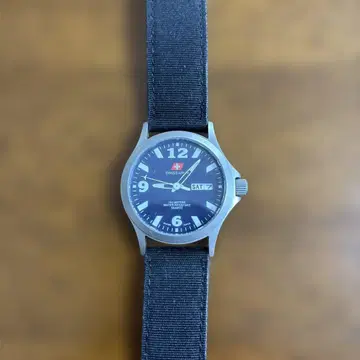 SWISS ARMY 손목시계