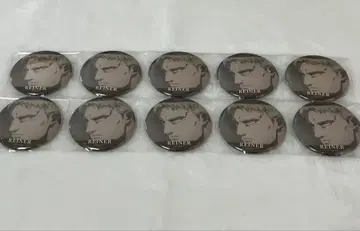 진격의 거인 라이너 브라운 시크릿 캔뱃지
