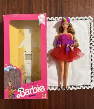 바비 스코티시 의상 DINNER DATE FASHION