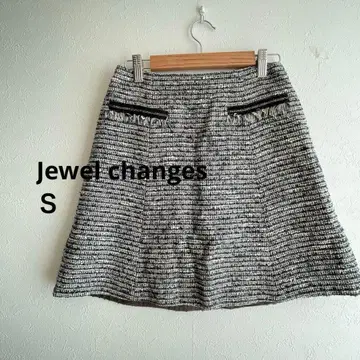 Jewel changes 주얼 체인지즈 트위드 미니 플레어 스커트