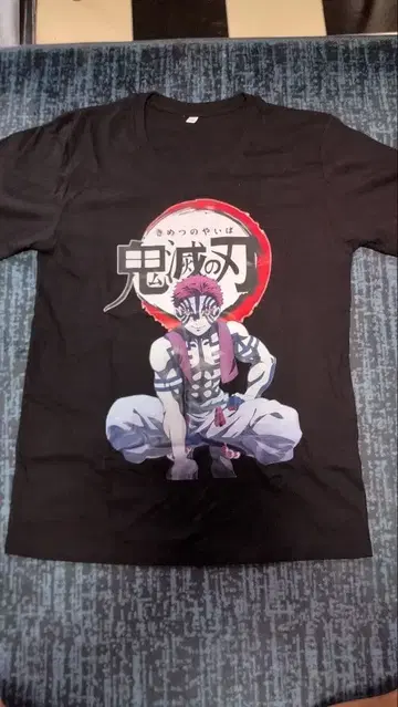 새상품 귀멸의 칼날 T셔츠 M사이즈 블랙