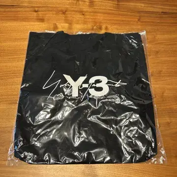 Y-3 블랙 토트백