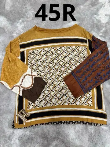 45R 트리콜로르 실크 반다나 블라우스