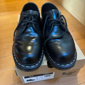 닥터마틴 1461WS UK8 24757001