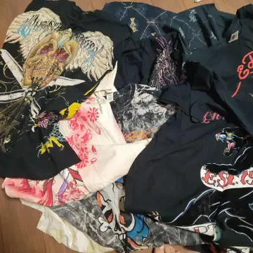 초특가! 에드하디 T셔츠 M 사이즈 10장 + 1장 덤 증정